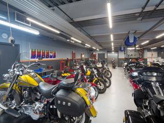 Oficina de motos, Lightshop.pt Lightshop.pt Espaços comerciais