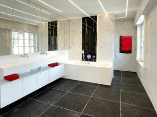 Bespoke Dressing Room, Bathrooms, Bedrooms and Cupboards, Marcotte Style Marcotte Style Classic style bathroom