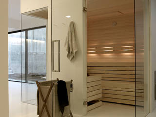 Privé Wellnessruimte, De Badkamerontwerpers De Badkamerontwerpers Baños de estilo moderno Madera Acabado en madera