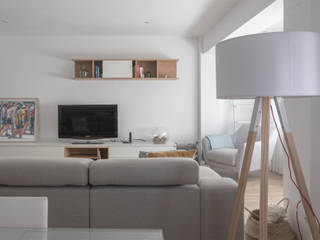 Apartamento SA, en La Raiosa, acertus acertus Modern living room White