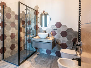 Ristrutturazione appartamento di 87 mq a Bagnoli, Napoli, Facile Ristrutturare Facile Ristrutturare Modern style bathrooms