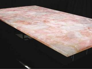 Rose Quartz Dining Table, Stonesmiths - Redefining Stoneage Stonesmiths - Redefining Stoneage ダイニングルームテーブル 石英 ピンク