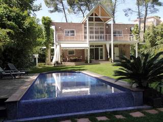 Chalet en Valldoreix - Sant Cugat del Vallès, JBE Arquitectes Associats JBE Arquitectes Associats บ้านเดี่ยว อิฐหรือดินเผา