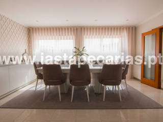 Casa Particular, Matosinhos, IAS Tapeçarias IAS Tapeçarias Modern dining room Textile Amber/Gold