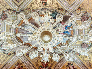 Palazzo Doria d'Angri , MULTIFORME® lighting MULTIFORME® lighting Klassische Wohnzimmer Beleuchtung