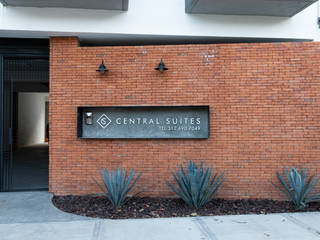 Central Suites, BYGG Taller de Arquitectura BYGG Taller de Arquitectura Espacios comerciales