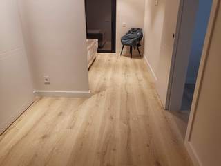 PARQUET SOLID FLOOR, PAVIDISSENY PAVIDISSENY Commercial spaces Wood Wood effect