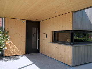 Haus PFM, schroetter-lenzi Architekten schroetter-lenzi Architekten Small houses Wood Brown