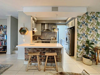 Young Couples Home Renovation, Pretoria , CS DESIGN CS DESIGN Eclectic style kitchen