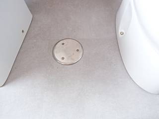 COMO RENOVAR UN SUELO CON LOSETAS DE VINILO AUTOADHESIVAS, La Casa Atelier La Casa Atelier