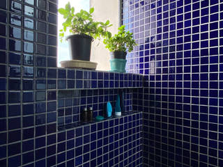 BANHEIRO FRED ELBONI, MORA estudio MORA estudio Banheiros modernos Azulejo