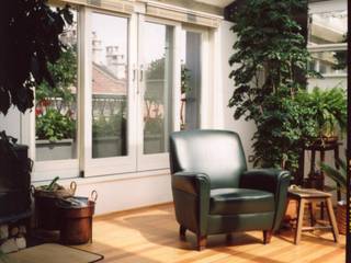 RECUPERO SOTTOTETTO A MILANO, Arch+ Studio Arch+ Studio Koloniale Wohnzimmer
