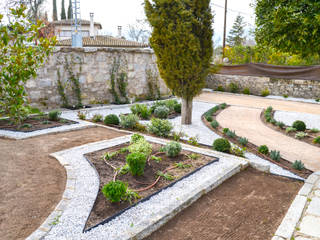 Clásico renovado, Fernando Najera Paisajista Fernando Najera Paisajista Modern style gardens