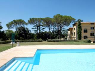 ITALIA, TOSCANA, PONSACCO (PI), 55038, VILLA DI CAMPAGNA CON PISCINA, Stefano Mariga fotografo Stefano Mariga fotografo Garden Pool Stone