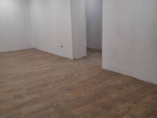 FINFLOOR ORIGINAL ROBLE RETRO, PAVIDISSENY PAVIDISSENY Ruang Komersial Kayu Buatan Transparent