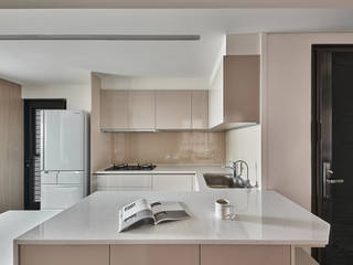 艾美T宅, 潤澤明亮設計事務所 潤澤明亮設計事務所 Kitchen