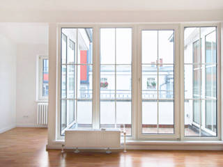 Komplettsanierung einer Maisonette-Altbauwohnung in Berlin, Holzeco GmbH | Haus- & Wohnungssanierung | Komplettsanierung von A - Z Holzeco GmbH | Haus- & Wohnungssanierung | Komplettsanierung von A - Z Moderne Wohnzimmer