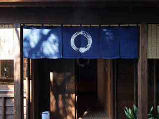 稲村ガ崎平屋オフィスリノベーション, 暮らしの醸造所 暮らしの醸造所 พื้นที่เชิงพาณิชย์ ไม้ Wood effect