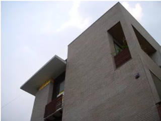 HOUSE 2, Amit Khanna Design Associates Amit Khanna Design Associates غرفة السفرة