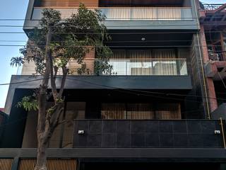 URBAN NOIRE, Amit Khanna Design Associates Amit Khanna Design Associates Salas / recibidores