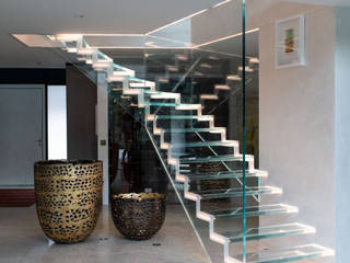 Schwebende Treppen aus Glas mit LED, Siller Treppen/Stairs/Scale Siller Treppen/Stairs/Scale Сходи