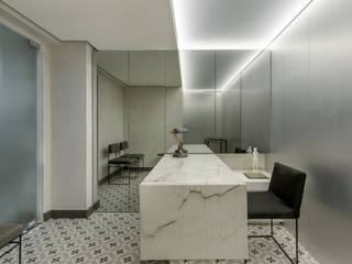 Clínica de Odontologia D.C., SAINZ arquitetura SAINZ arquitetura Commercial spaces Tiles White
