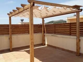 Techo retráctil/ pérgola , Persam persianas, cortinas y toldos Persam persianas, cortinas y toldos Modern style balcony, porch & terrace