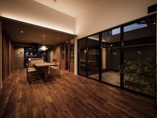 小さな家族と住まう。, TKD-ARCHITECT TKD-ARCHITECT Living room Solid Wood