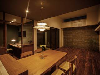 小さな家族と住まう。, TKD-ARCHITECT TKD-ARCHITECT Modern kitchen Solid Wood Multicolored