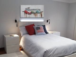 AMUEBLAMIENTO Y DECORACIÓN DE 3 HABITACIONES JUVENILES EN UN CHALET UNIFAMILIAR ZONA LA MORALEJA, BORONIA HOME BORONIA HOME Modern style bedroom Wood Wood effect
