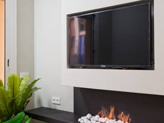 Chimenea Gramil Interiorismo II - Decoradores y diseñadores de interiores Livings de estilo minimalista