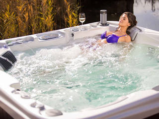 So wird der Traum vom eigenen Whirlpool wahr: Kosten, Infos, Tipps und Co., SPA Deluxe GmbH - Whirlpools in Senden SPA Deluxe GmbH - Whirlpools in Senden Hot tubs