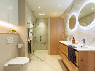 Badkamer met marmer look, Stefania Rastellino interior design Stefania Rastellino interior design Salle de bain moderne