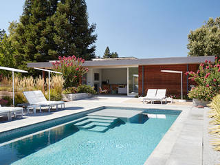 Sonoma Pool House and Guest House, Klopf Architecture Klopf Architecture 泳池