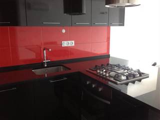 Black & Red, DIONI Home Design DIONI Home Design Industrial style kitchen