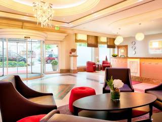 Projekt Leonardo Hotel Düsseldorf, Skapetze Lichtmacher Skapetze Lichtmacher Gewerbeflächen