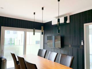 Privathaus Zierer, Skapetze Lichtmacher Skapetze Lichtmacher Modern dining room