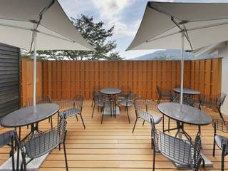 CONTAINER CAFE TERRACE, ON FOCUS株式会社 ON FOCUS株式会社 Spazi commerciali