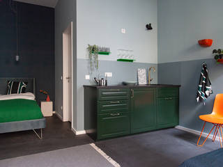 Mini Apartment in Berlin, Berlin Interior Design Berlin Interior Design Tủ bếp