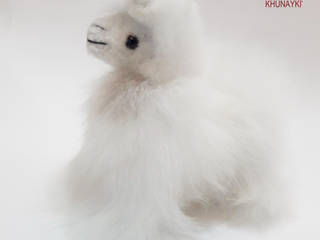 Colored Alpaca Doll 6″, Peruhand Peruhand Больше комнат Мех Белый