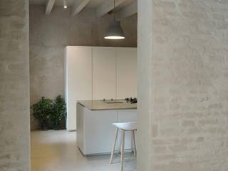 Ristrutturazione casa privata, Loop Interior Loop Interior Cucina minimalista