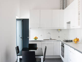 Casa Paderne , SCAR-ID atelier SCAR-ID atelier Minimalist kitchen White
