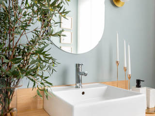 homify Bagno in stile mediterraneo Legno Blu