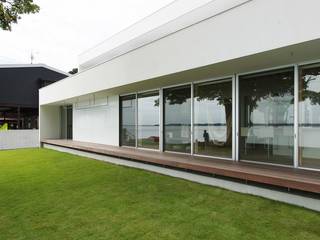 浜松の家-hamamatsu, 株式会社 空間建築-傳 株式会社 空間建築-傳 Country house Wood Wood effect
