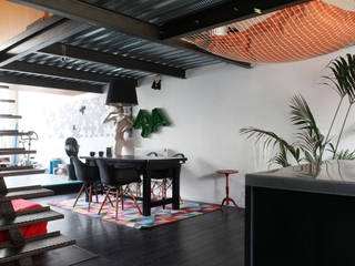 LE GARAGE, SPACE MAKER SPACE MAKER Industriale Esszimmer