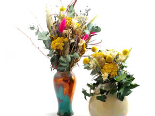 Vaso della Primavera: Un semplice vaso per fiori, Ceramiche Lega di Martina Scarpa Ceramiche Lega di Martina Scarpa Modern living room Ceramic
