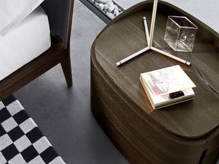 Design Nachttische aus Holz, Livarea Livarea Modern Bedroom