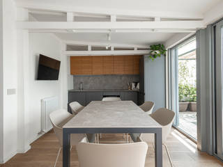 ATTICO A MONZA, Arch+ Studio Arch+ Studio Einbauküche Grau