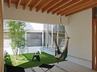 弥生の家-yayoi, 空間建築-傳 空間建築-傳 Front yard Wood Wood effect