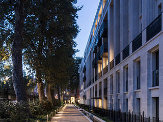 Chelsea Barracks, London, Nulty Nulty Paredes y pisos de estilo clásico